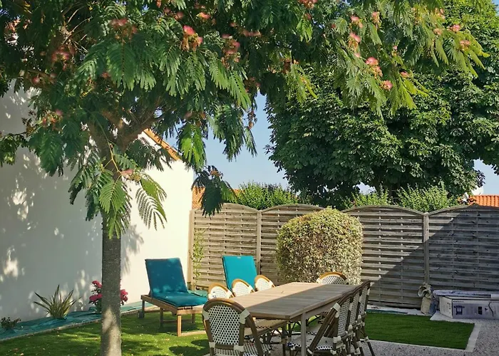 Vakantiehuis La Maison Familiale Pour 8 Proche De La Jard-sur-Mer