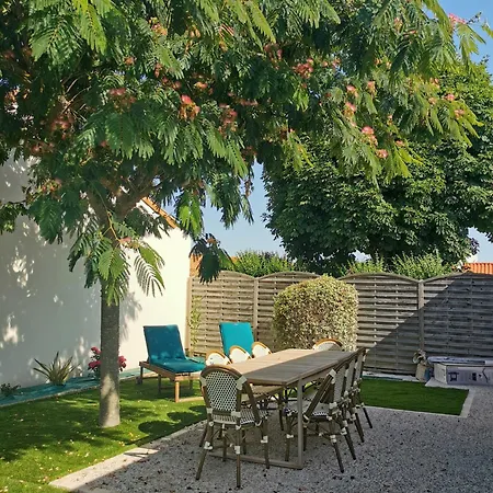 Ferienhaus La Maison Familiale Pour 8 Proche De La Jard-sur-Mer