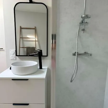 Ferienhaus La Maison Familiale Pour 8 Proche De La *