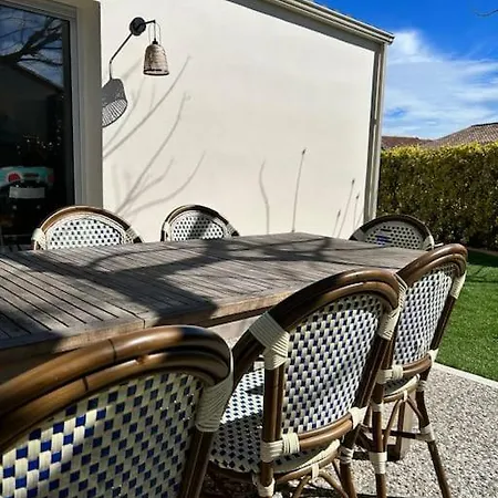 Ferienhaus La Maison Familiale Pour 8 Proche De La